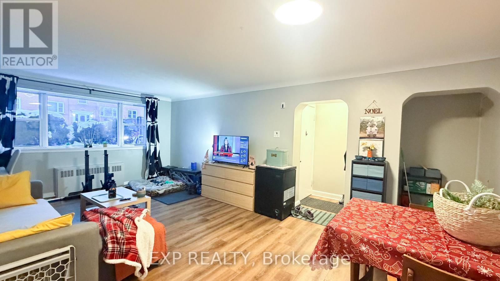 2 - 725 Melbourne Avenue, Ottawa, Ontario  K2A 1X4 - Photo 7 - X12639508