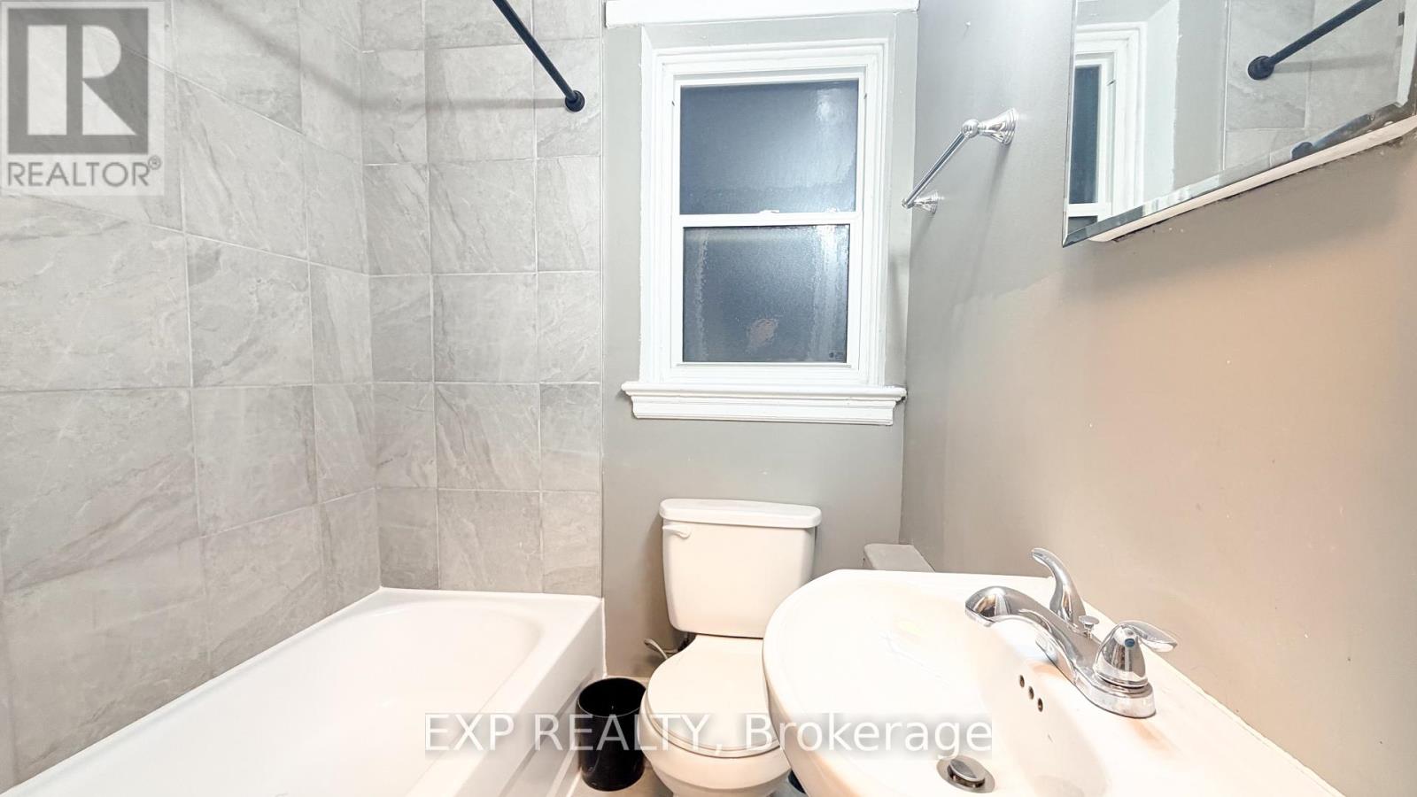 1 - 725 Melbourne Avenue, Ottawa, Ontario  K2A 1X4 - Photo 11 - X12639510