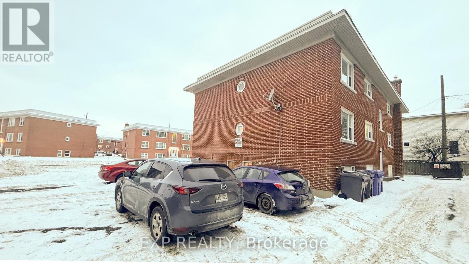 1 - 725 Melbourne Avenue, Ottawa, Ontario  K2A 1X4 - Photo 12 - X12639510