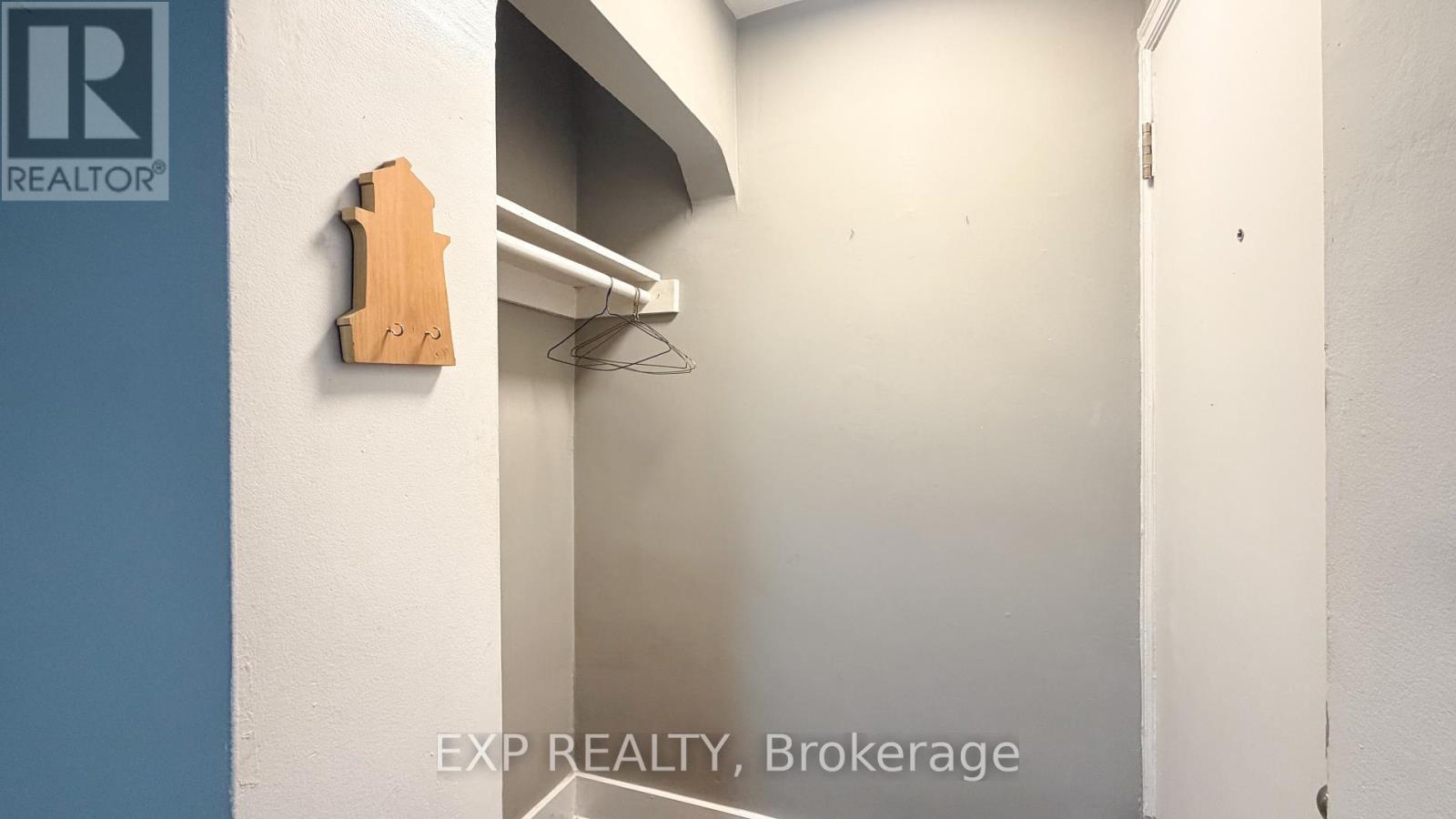 1 - 725 Melbourne Avenue, Ottawa, Ontario  K2A 1X4 - Photo 4 - X12639510