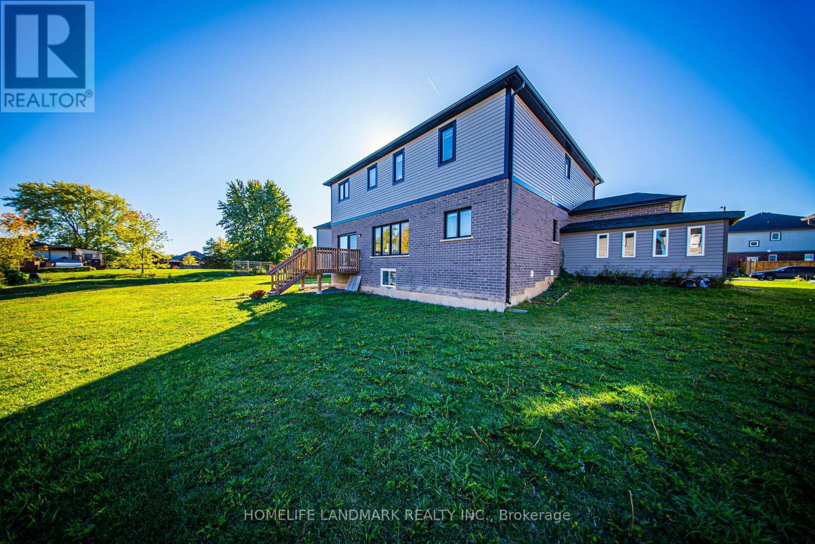 49 Monarch Street, Welland, Ontario  L3C 0E6 - Photo 33 - X12636660