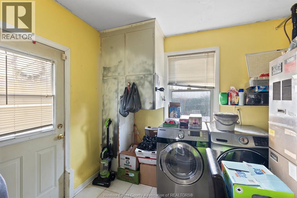 145 St. Pierre, Tecumseh, Ontario N8N 1Y7 - Photo 22 - 25031809