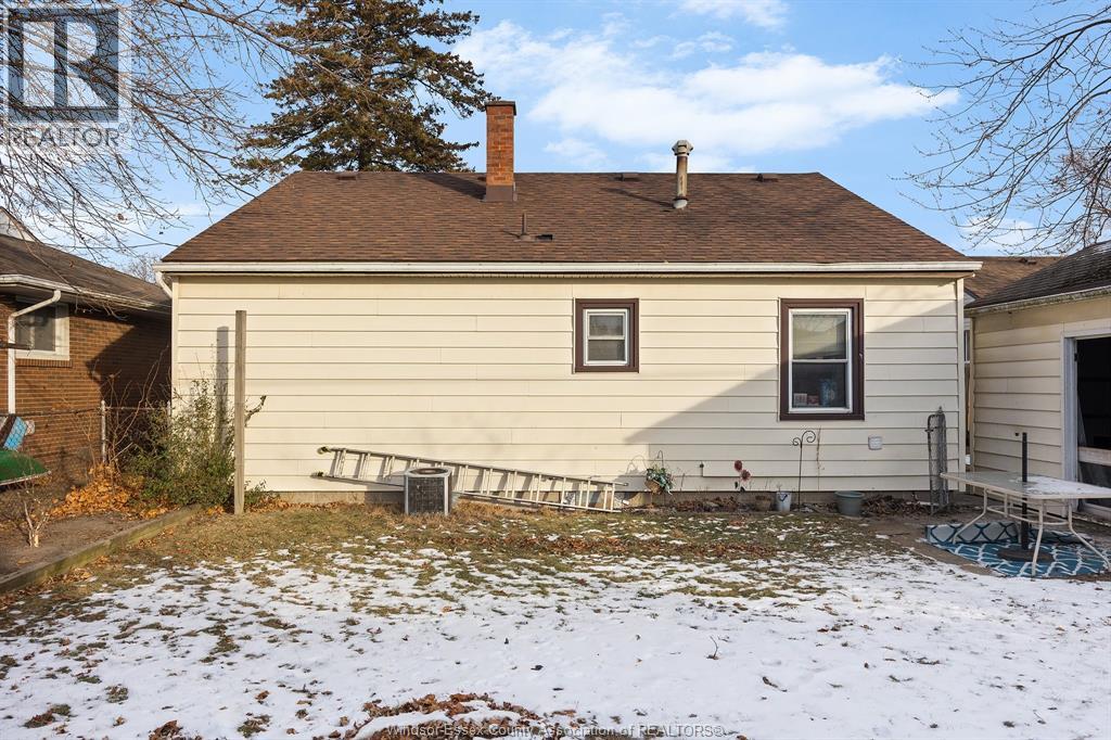 145 St. Pierre, Tecumseh, Ontario N8N 1Y7 - Photo 27 - 25031809