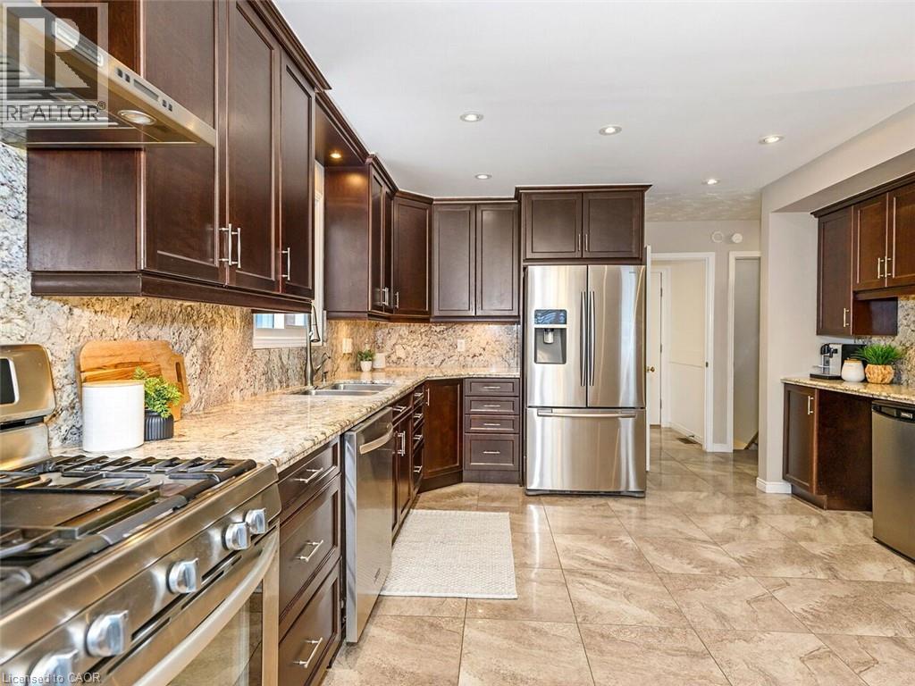 2137 Cleaver Avenue, Burlington, Ontario  L7M 3R1 - Photo 19 - 40794078