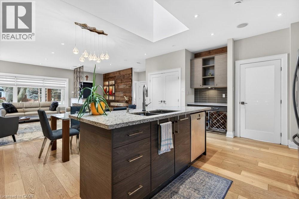 479 Bridgman Avenue, Burlington, Ontario  L7R 2V3 - Photo 14 - 40793329