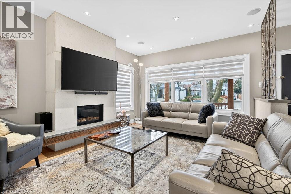 479 Bridgman Avenue, Burlington, Ontario  L7R 2V3 - Photo 8 - 40793329