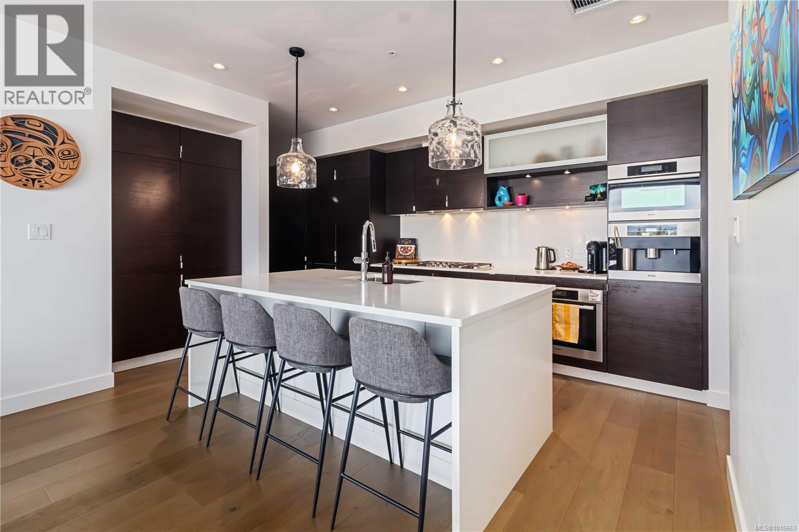 506 770 Fisgard St, Victoria, British Columbia  V8W 0B8 - Photo 12 - 1018663