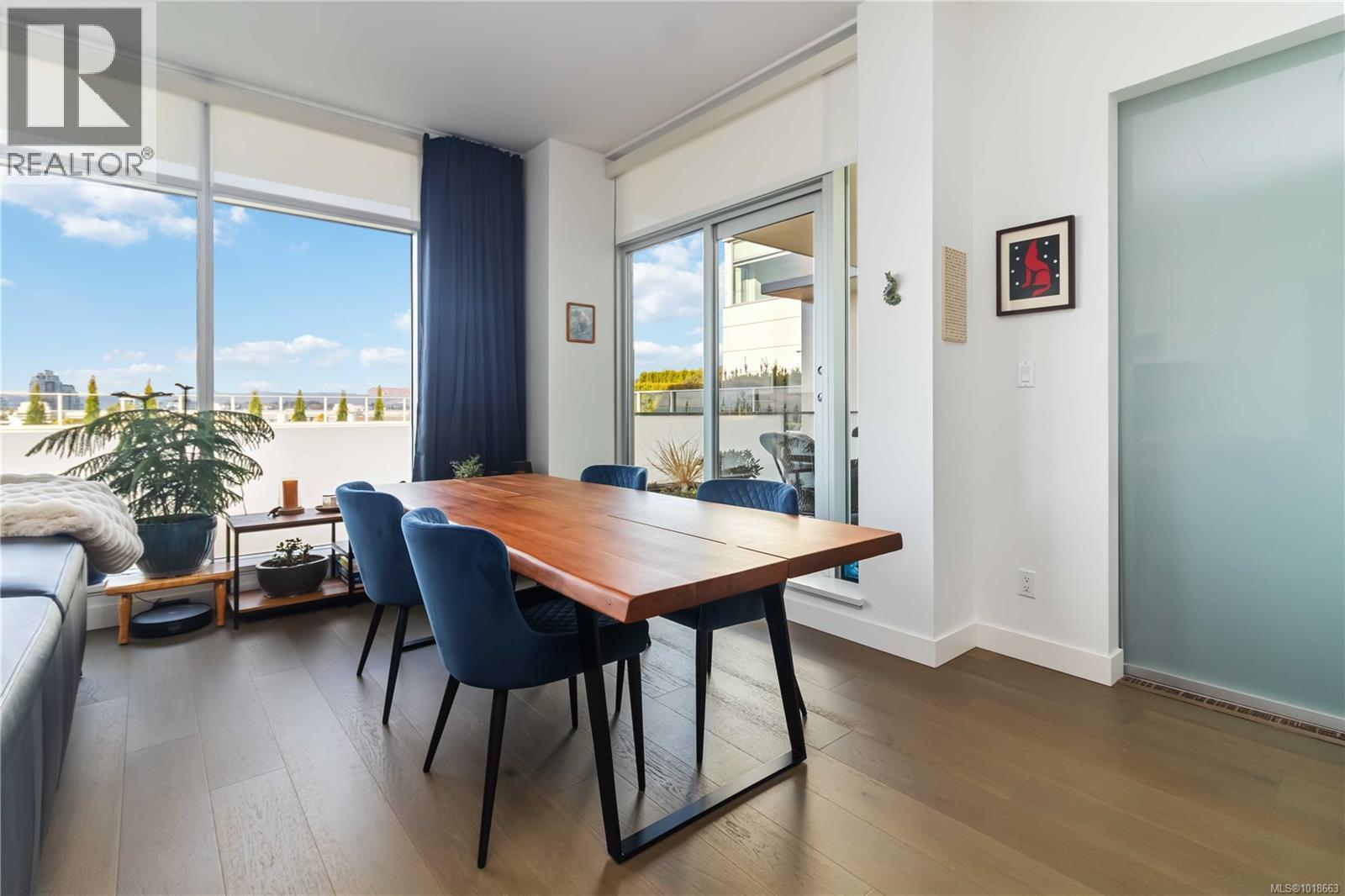 506 770 Fisgard St, Victoria, British Columbia  V8W 0B8 - Photo 15 - 1018663