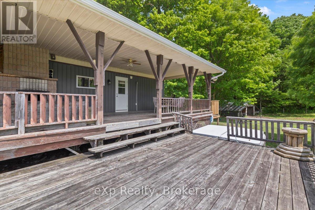 122668 Grey Road 9, West Grey, Ontario  N0G 1C0 - Photo 23 - X12249436