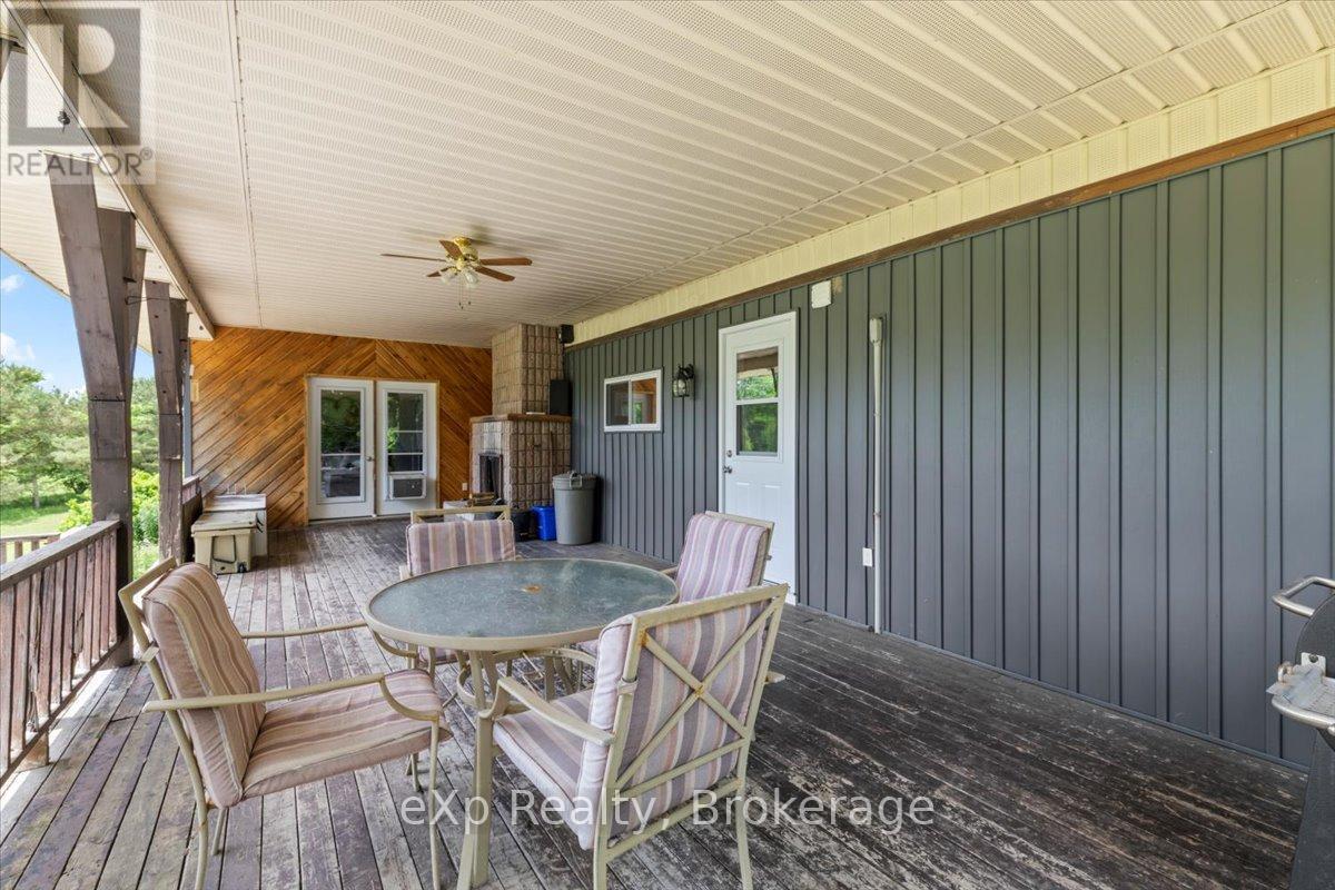 122668 Grey Road 9, West Grey, Ontario  N0G 1C0 - Photo 22 - X12249436