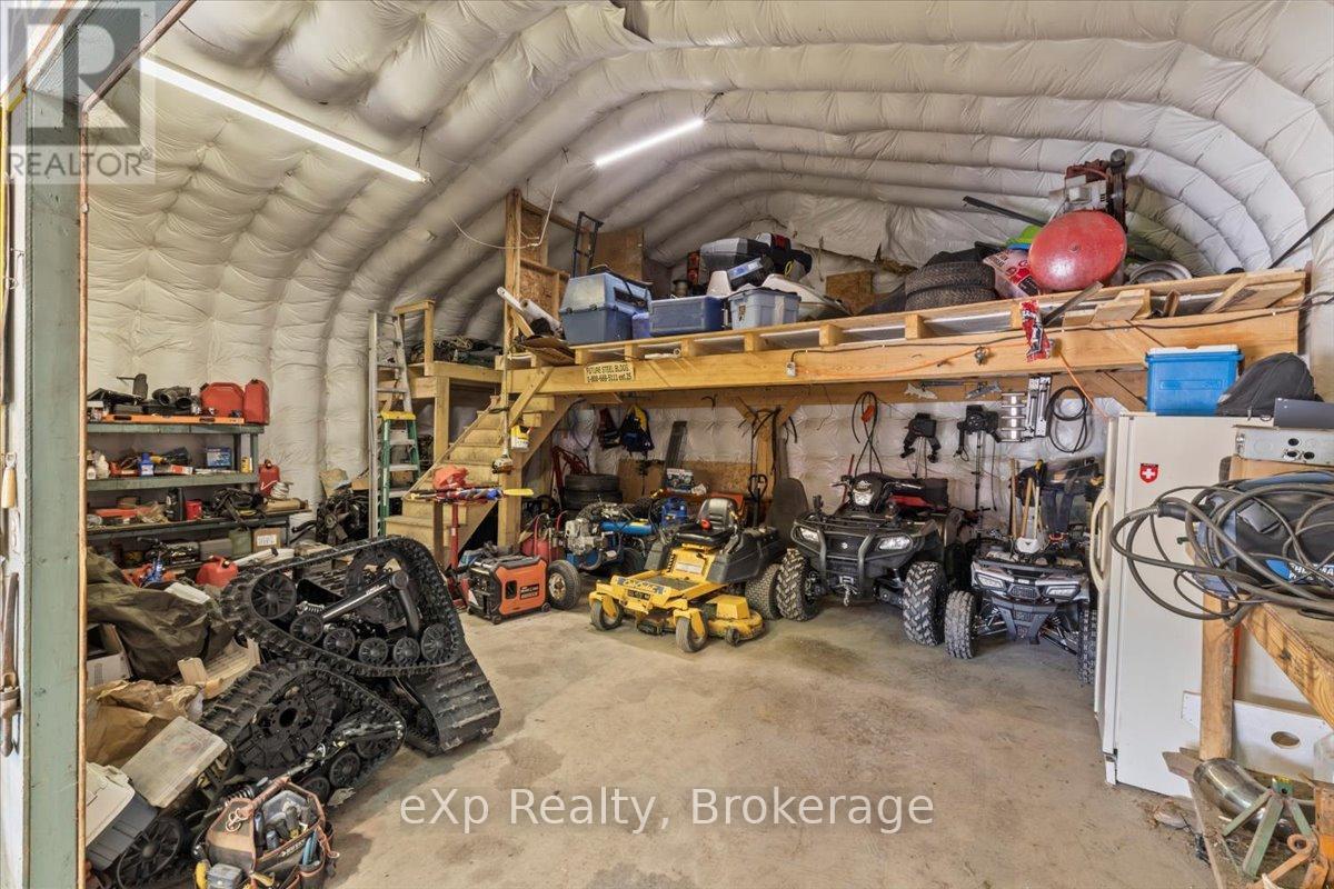 122668 Grey Road 9, West Grey, Ontario  N0G 1C0 - Photo 28 - X12249436