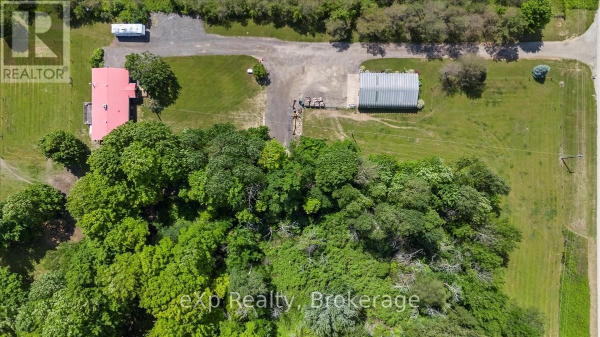 122668 Grey Road 9, West Grey, Ontario  N0G 1C0 - Photo 31 - X12249436