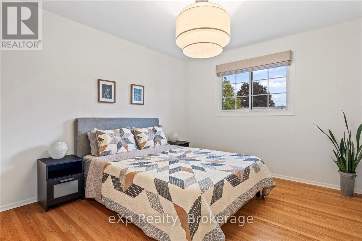 158 6th Avenue, Hanover, Ontario  N4N 2E4 - Photo 15 - X12465158