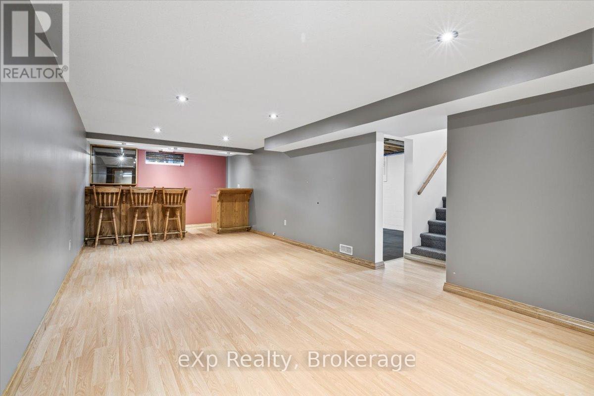 158 6th Avenue, Hanover, Ontario  N4N 2E4 - Photo 19 - X12465158