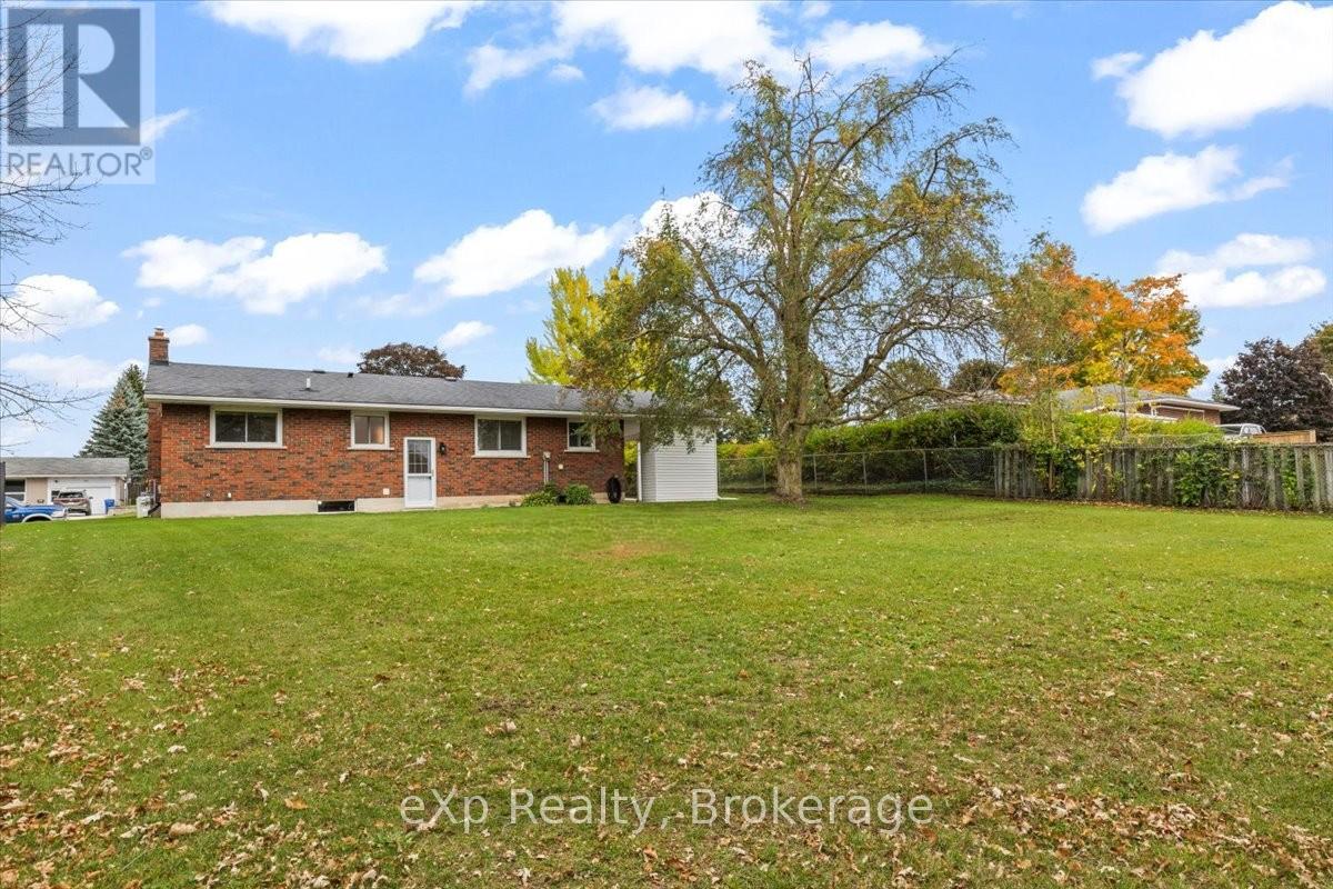 158 6th Avenue, Hanover, Ontario  N4N 2E4 - Photo 25 - X12465158