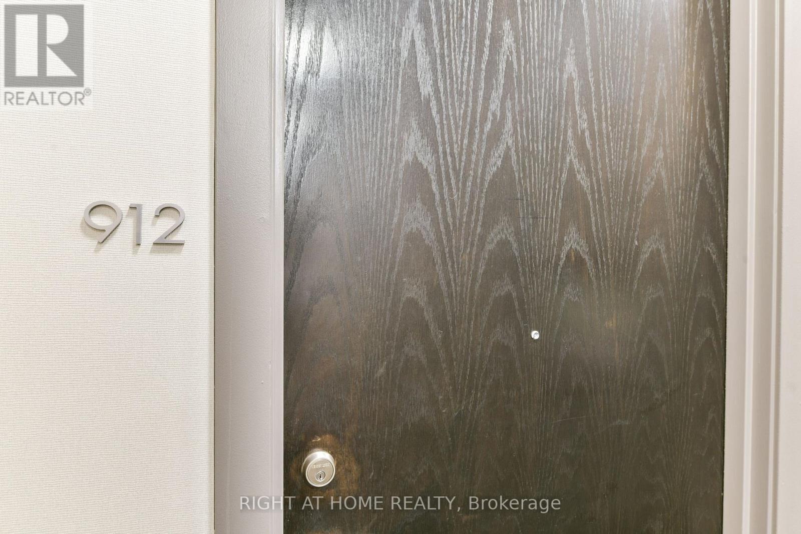 912 - 23 Brant Street, Toronto, Ontario  M5V 2L5 - Photo 12 - C12639532