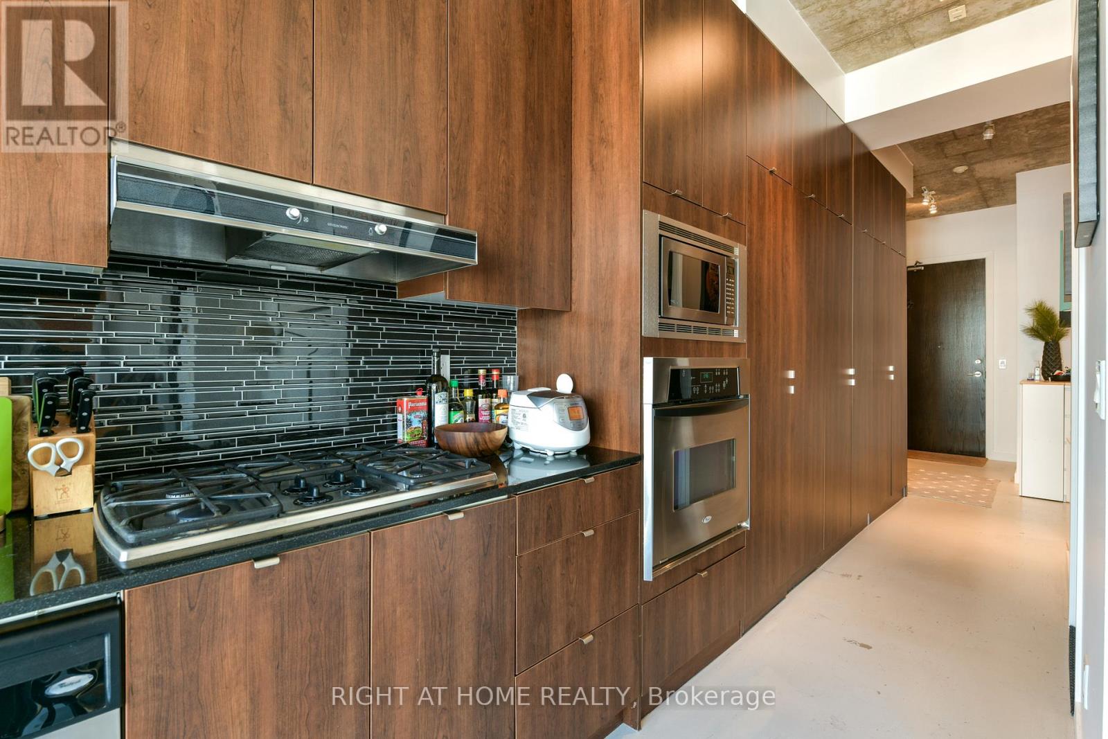 912 - 23 Brant Street, Toronto, Ontario  M5V 2L5 - Photo 14 - C12639532