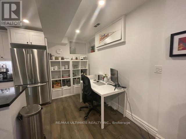 122 Boultbee (Lower) Avenue, Toronto, Ontario  M4J 1B4 - Photo 3 - E12639520