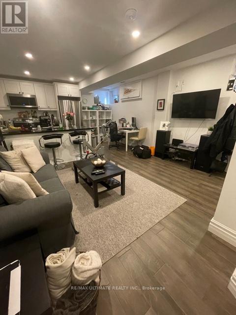 122 Boultbee (Lower) Avenue, Toronto, Ontario  M4J 1B4 - Photo 5 - E12639520