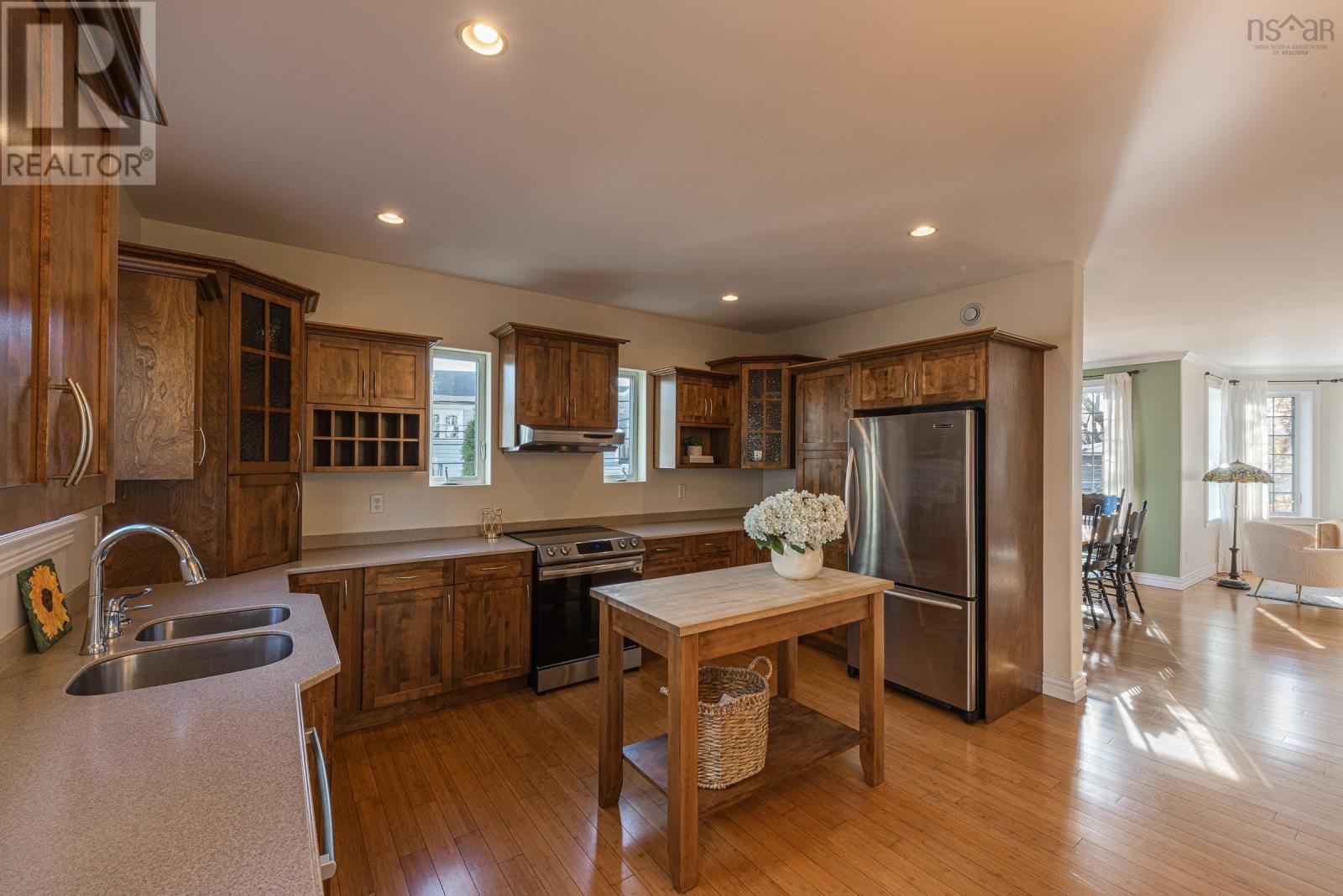 2077 Quinn Street, Halifax, Nova Scotia B3L 3E5 - Photo 11 - 202528078