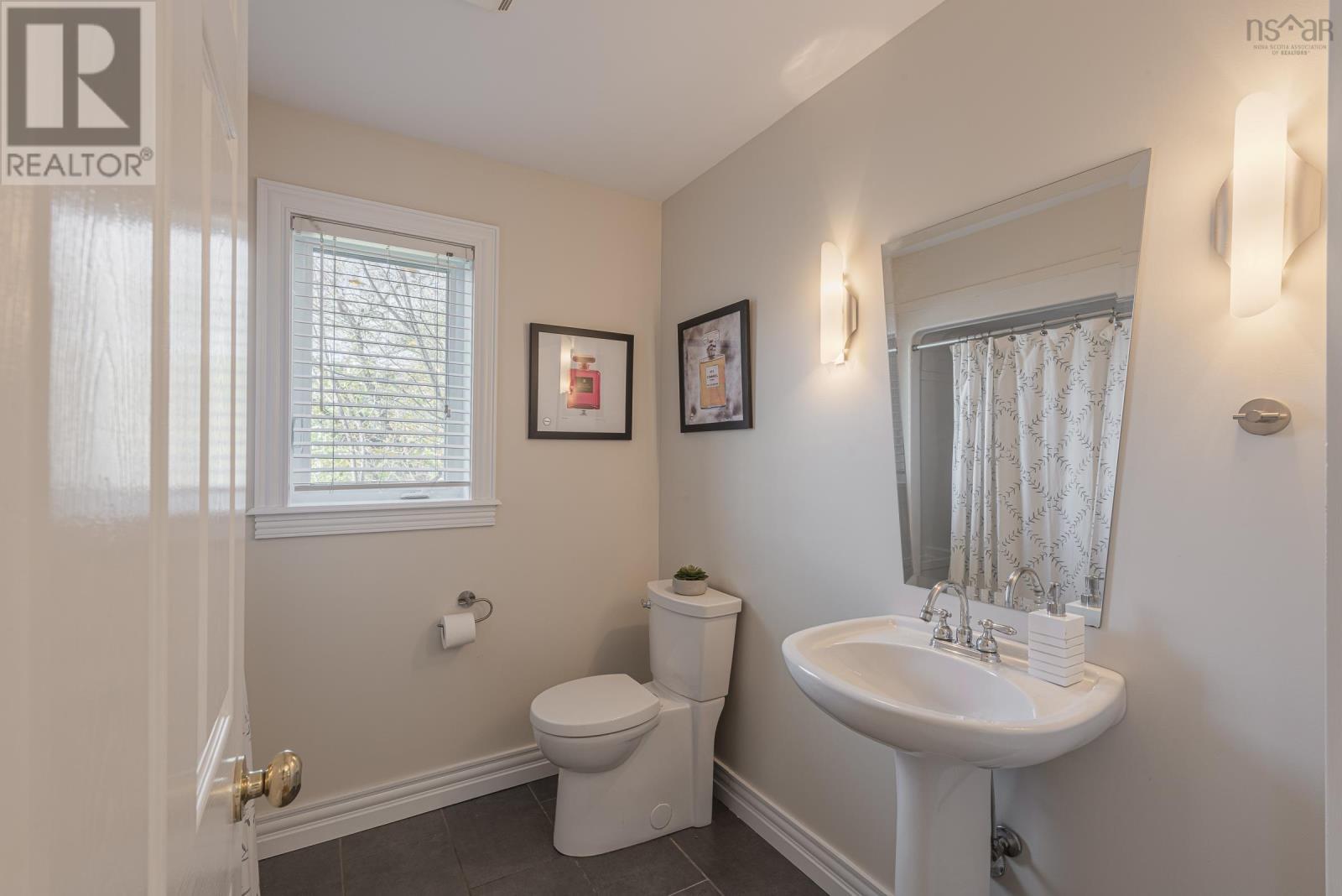 2077 Quinn Street, Halifax, Nova Scotia B3L 3E5 - Photo 37 - 202528078