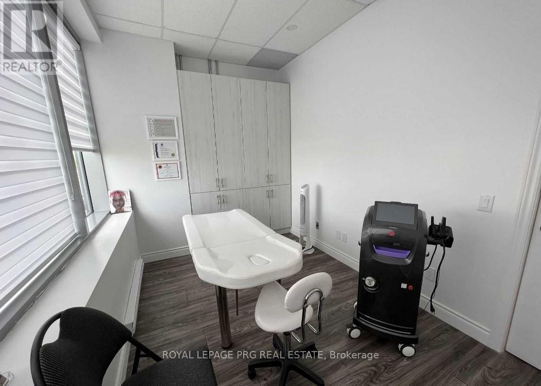 228 - 7777 Weston Road, Vaughan (Vaughan Corporate Centre), Ontario  L4L 0G9 - Photo 13 - N12639522