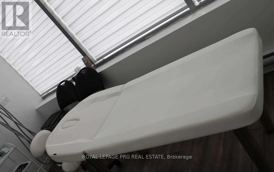 228 - 7777 Weston Road, Vaughan (Vaughan Corporate Centre), Ontario  L4L 0G9 - Photo 14 - N12639522