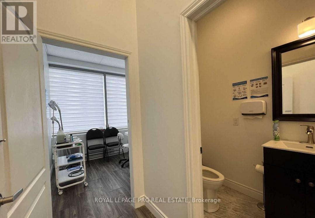 228 - 7777 Weston Road, Vaughan (Vaughan Corporate Centre), Ontario  L4L 0G9 - Photo 15 - N12639522