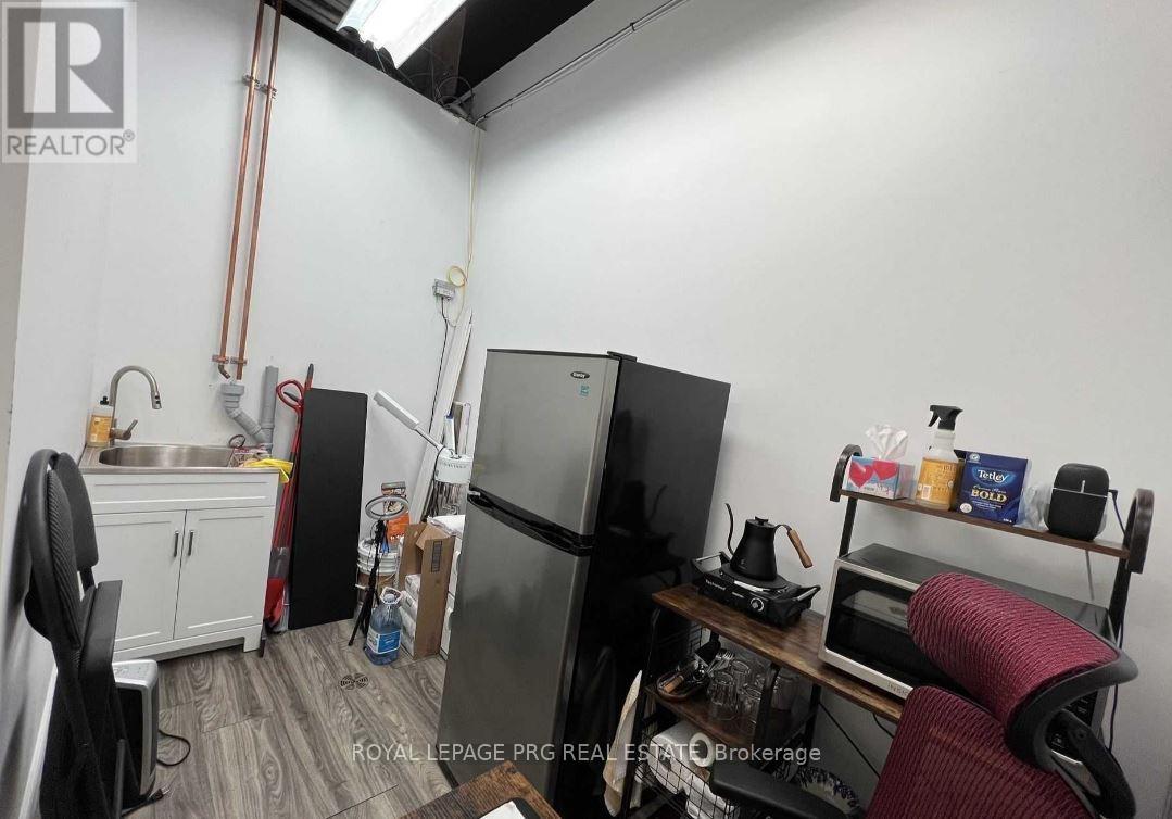 228 - 7777 Weston Road, Vaughan (Vaughan Corporate Centre), Ontario  L4L 0G9 - Photo 16 - N12639522