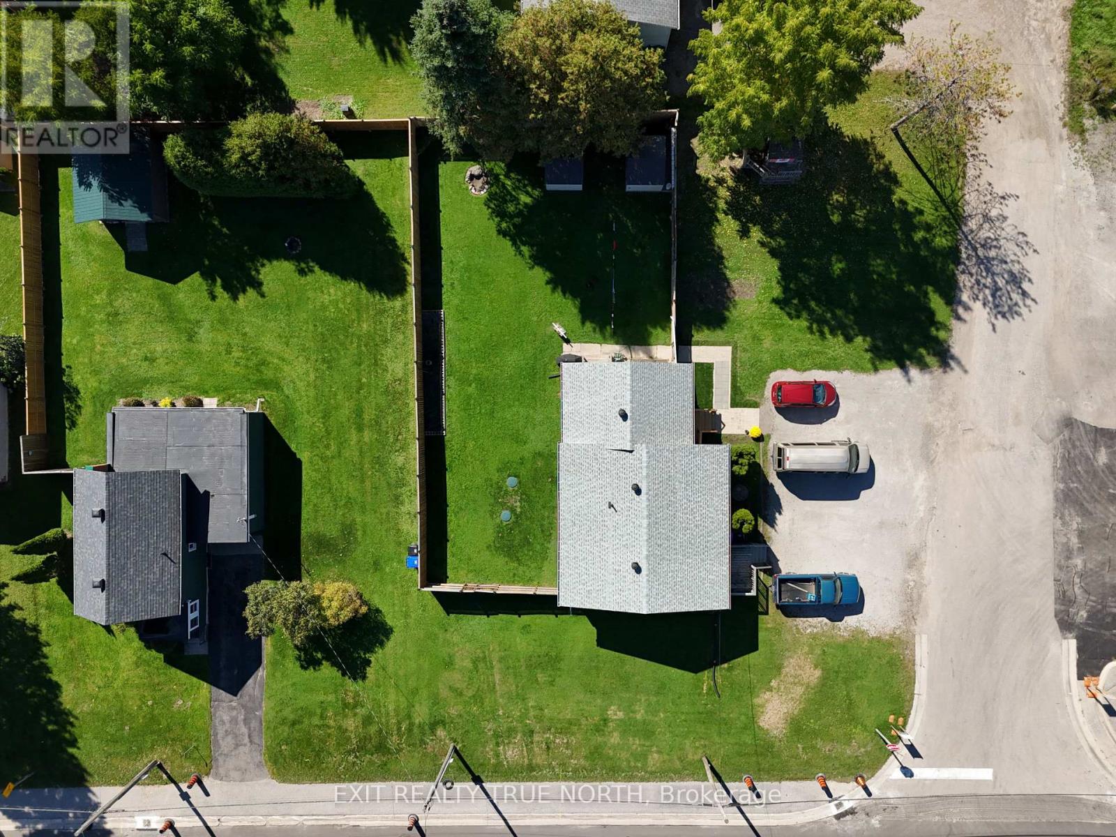 8254 93 Highway, Tiny, Ontario  L0K 2E0 - Photo 23 - S12639534