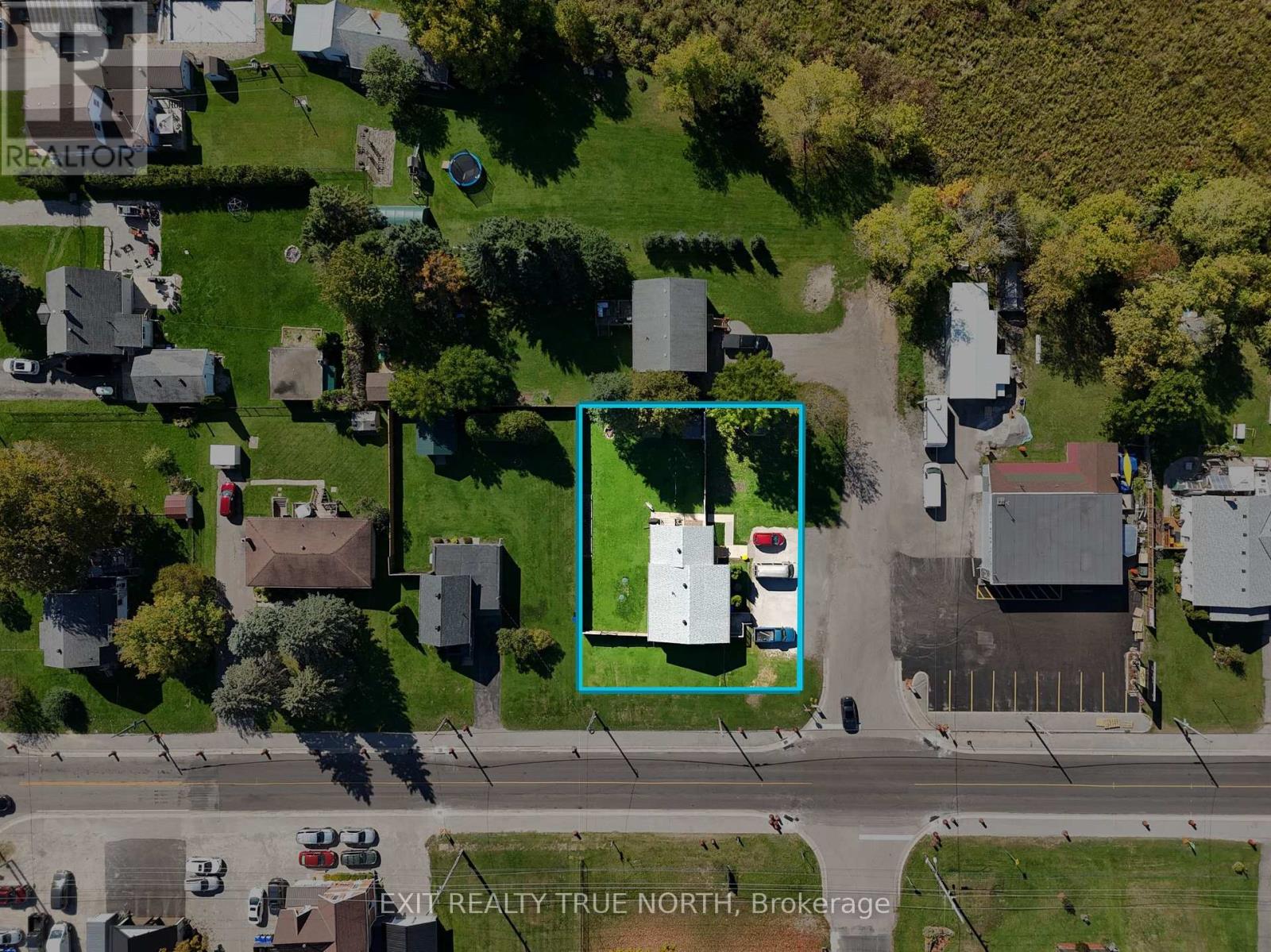 8254 93 Highway, Tiny, Ontario  L0K 2E0 - Photo 26 - S12639534