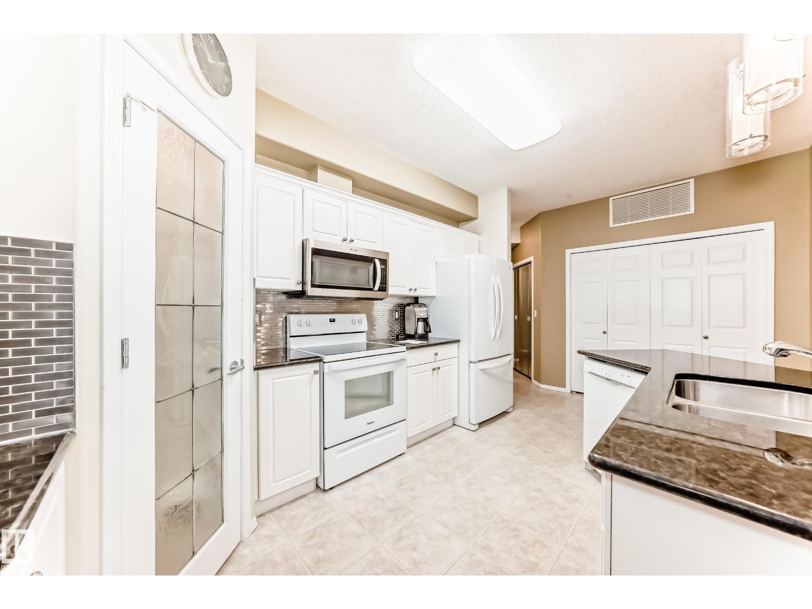 #301 11260 153 Av Nw, Edmonton, Alberta  T5X 6E7 - Photo 8 - E4468313