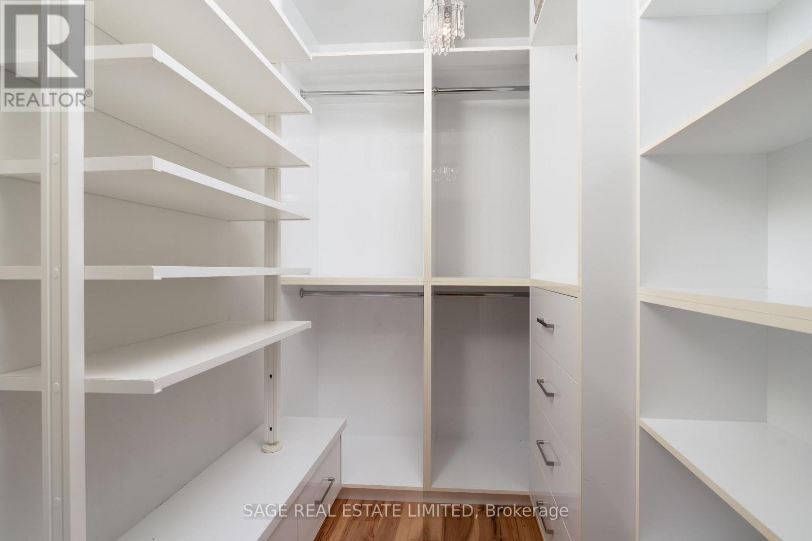 Farmhouse Suite - 15724 Hurontario Street, Caledon, Ontario  L7C 2C4 - Photo 12 - W12639442