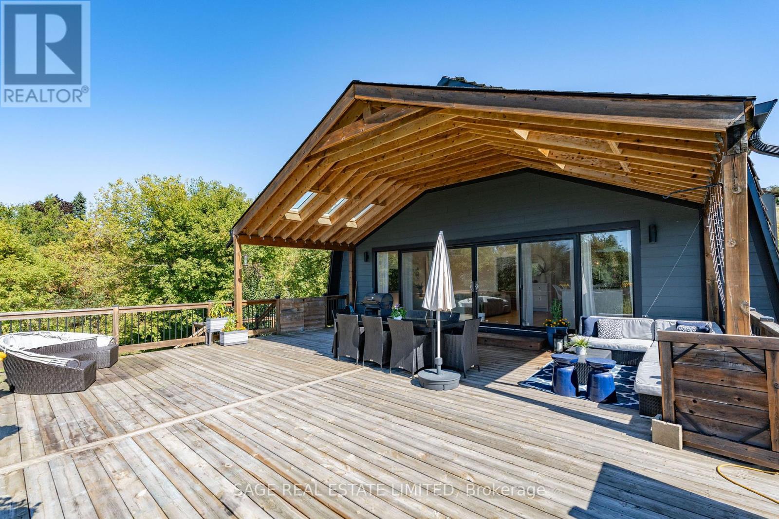 Farmhouse Suite - 15724 Hurontario Street, Caledon, Ontario  L7C 2C4 - Photo 20 - W12639442