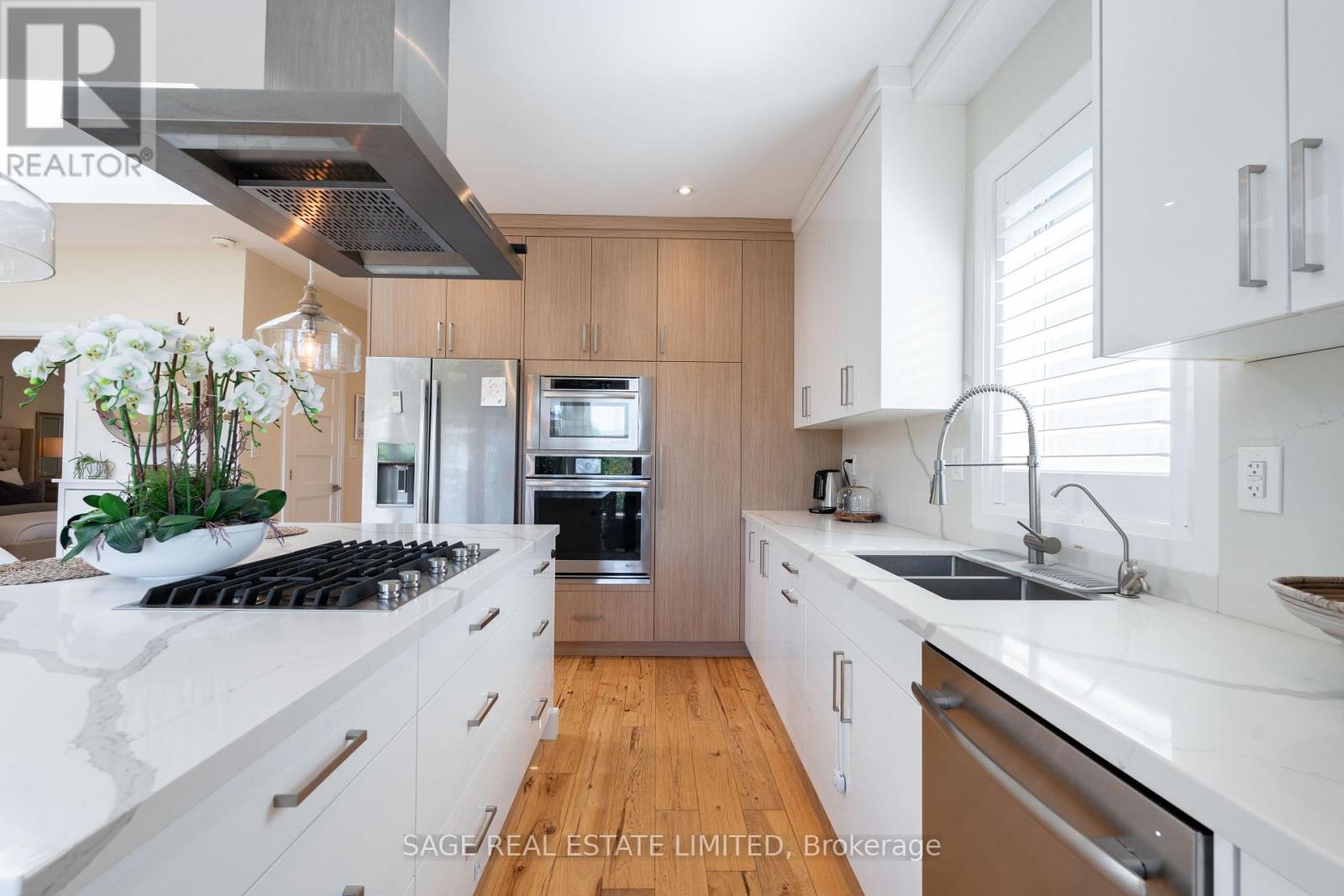 Farmhouse Suite - 15724 Hurontario Street, Caledon, Ontario  L7C 2C4 - Photo 6 - W12639442