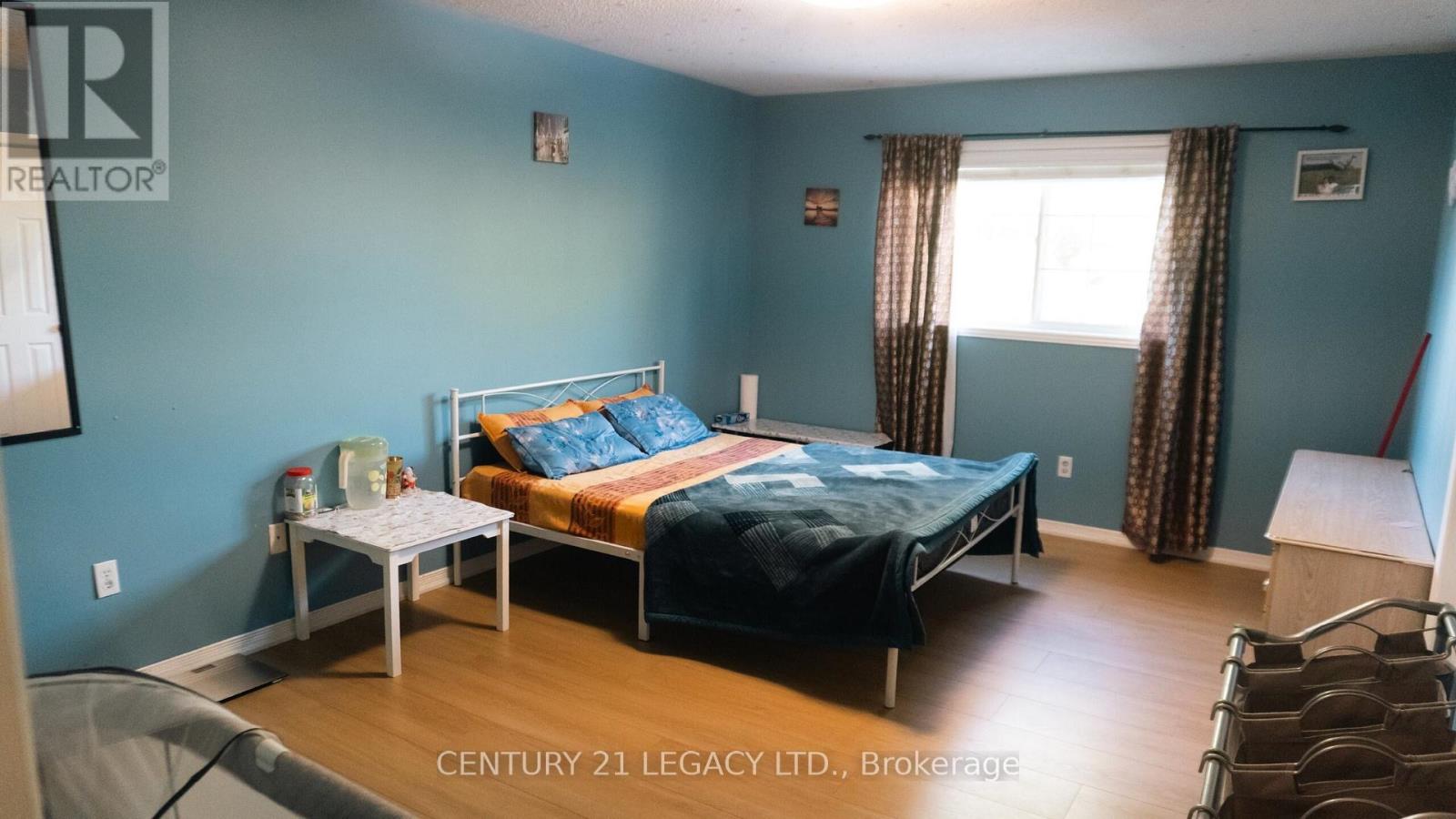 25 Revelstoke Place, Brampton, Ontario  L6R 3G3 - Photo 17 - W12639504