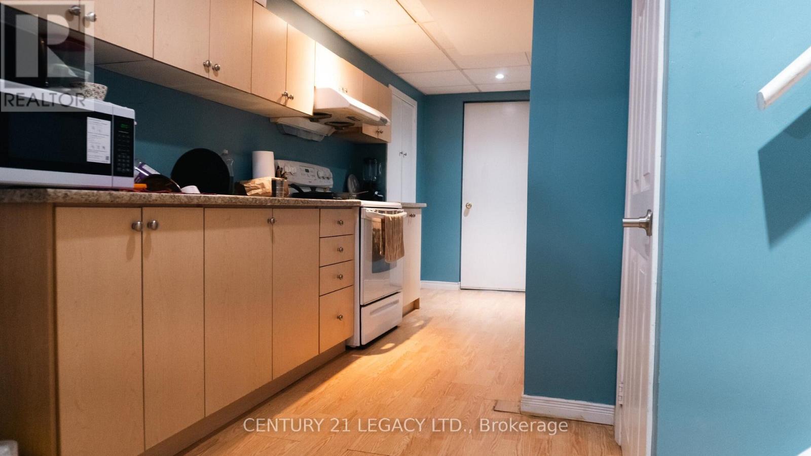 25 Revelstoke Place, Brampton, Ontario  L6R 3G3 - Photo 21 - W12639504