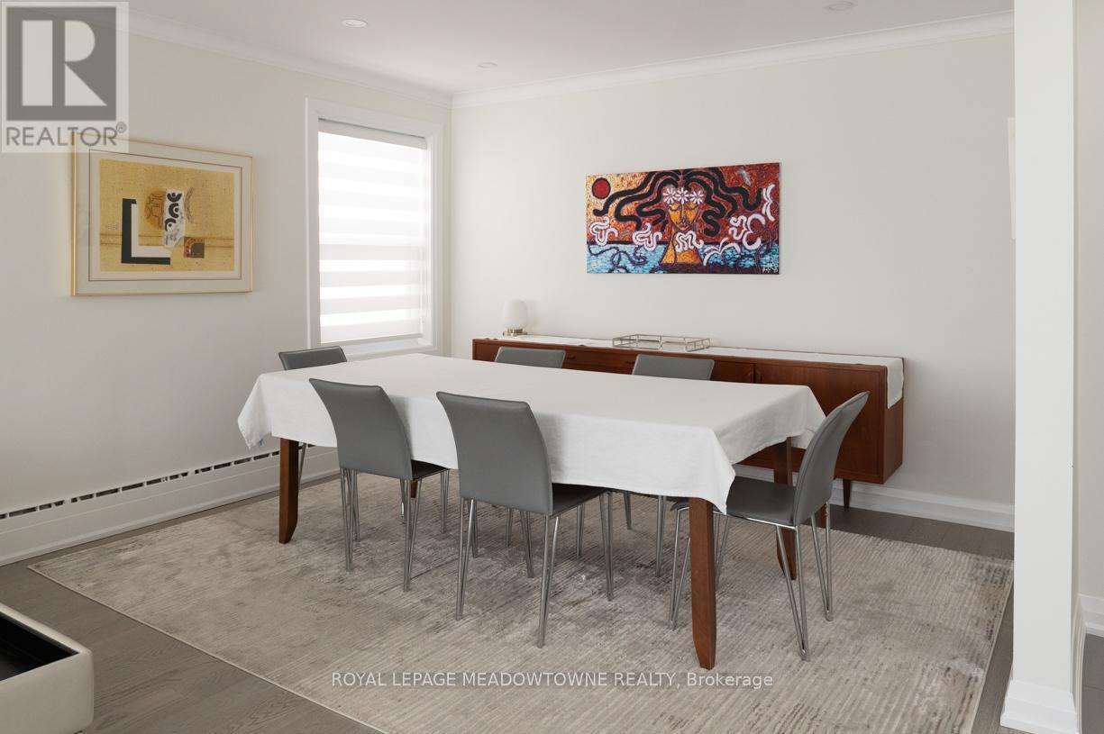 2 - 29 Broadview Avenue, Mississauga, Ontario  L5H 2S8 - Photo 8 - W12639516