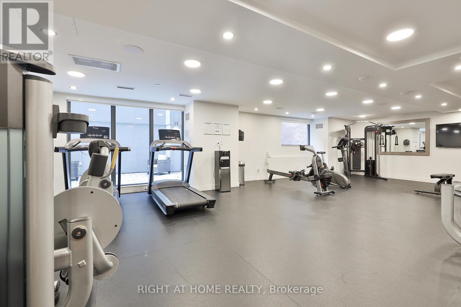 410 - 430 Roncesvalles Avenue, Toronto (Roncesvalles), Ontario  M6R 0A6 - Photo 22 - W12639546