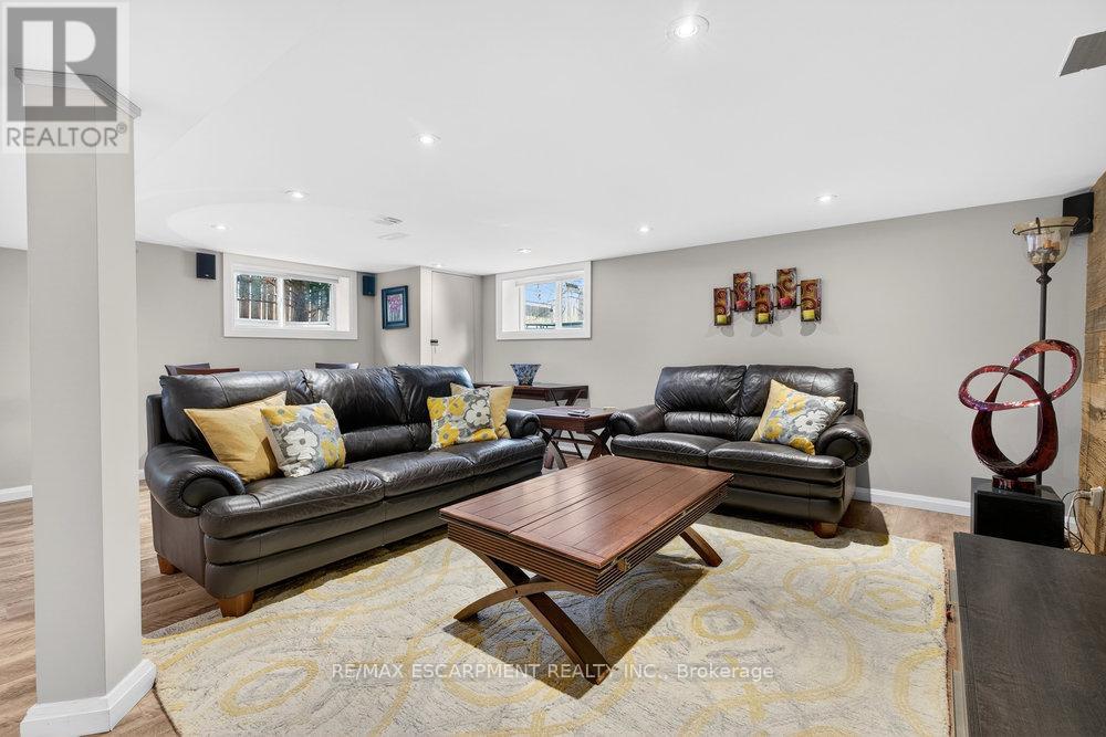 479 Bridgman Avenue, Burlington, Ontario  L7R 2V3 - Photo 11 - W12639552