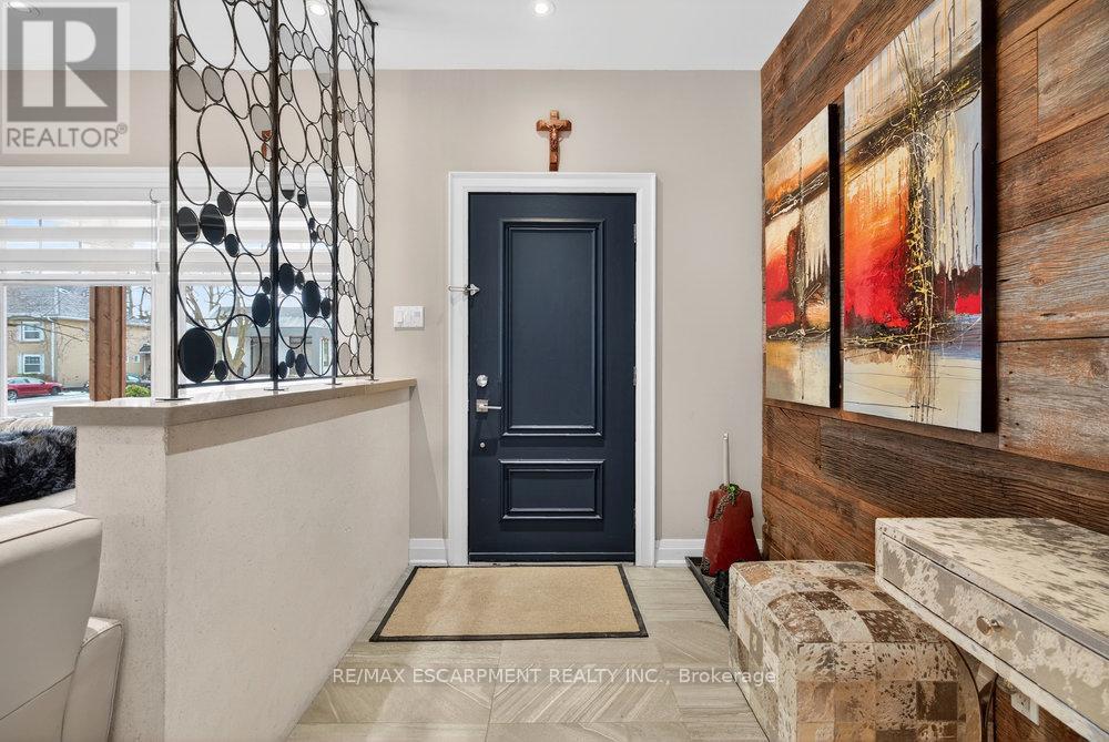 479 Bridgman Avenue, Burlington, Ontario  L7R 2V3 - Photo 15 - W12639552