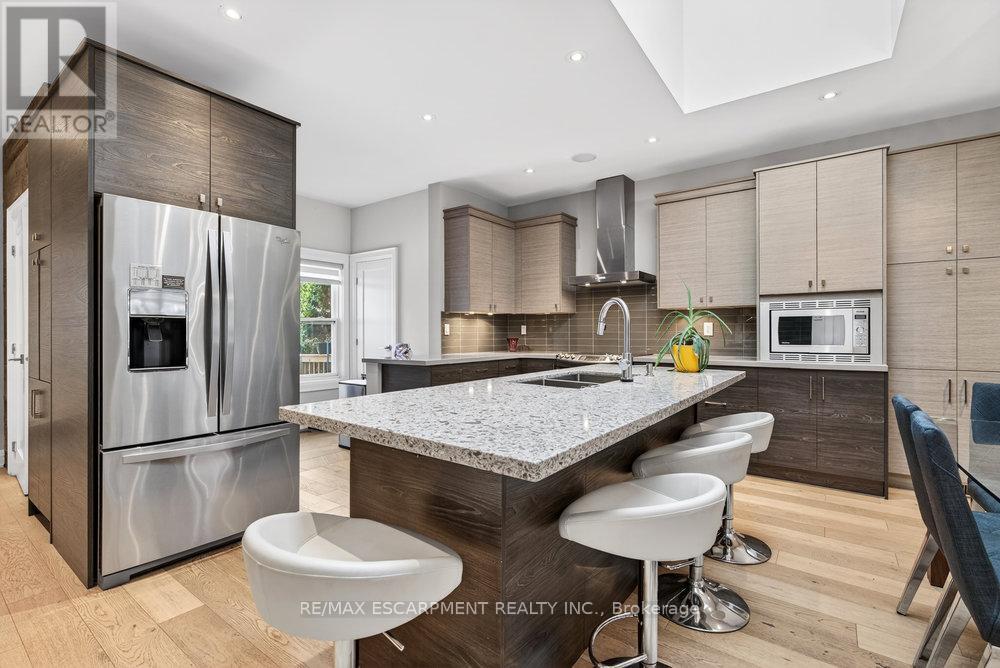 479 Bridgman Avenue, Burlington, Ontario  L7R 2V3 - Photo 39 - W12639552