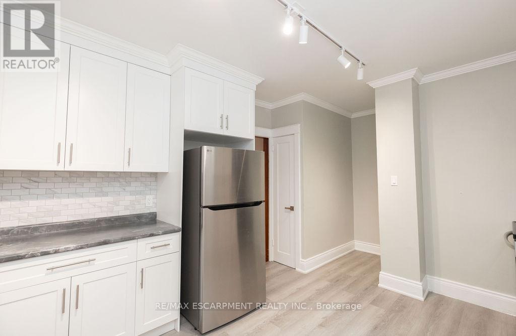 1 - 22 Prospect Street S, Hamilton, Ontario  L8M 2Z1 - Photo 16 - X12639458