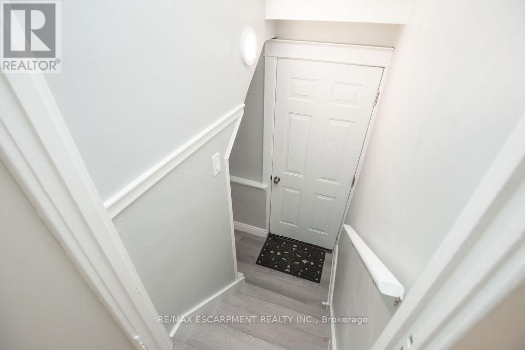 1 - 22 Prospect Street S, Hamilton, Ontario  L8M 2Z1 - Photo 21 - X12639458