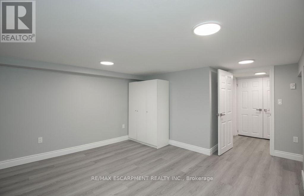 1 - 22 Prospect Street S, Hamilton, Ontario  L8M 2Z1 - Photo 33 - X12639458