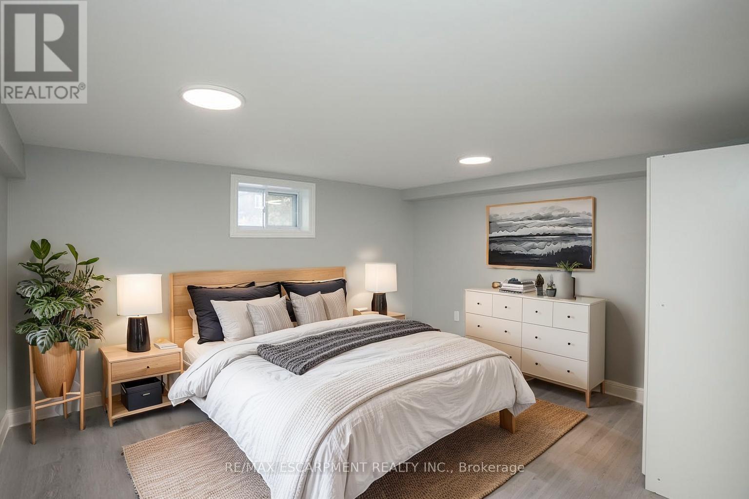 1 - 22 Prospect Street S, Hamilton, Ontario  L8M 2Z1 - Photo 4 - X12639458