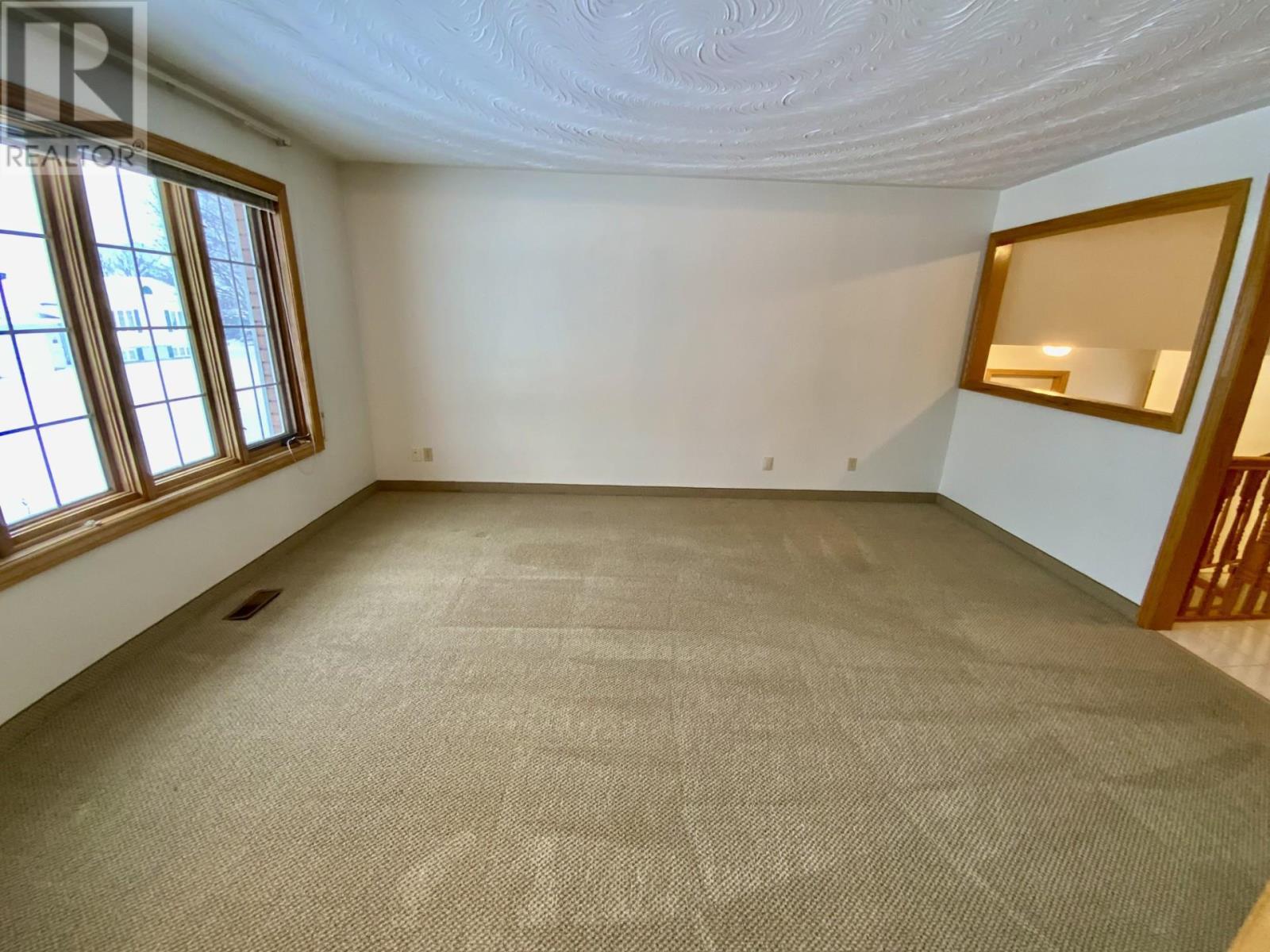 15 Fields Square, Sault Ste. Marie, Ontario P6B 6H1 - Photo 6 - SM253413