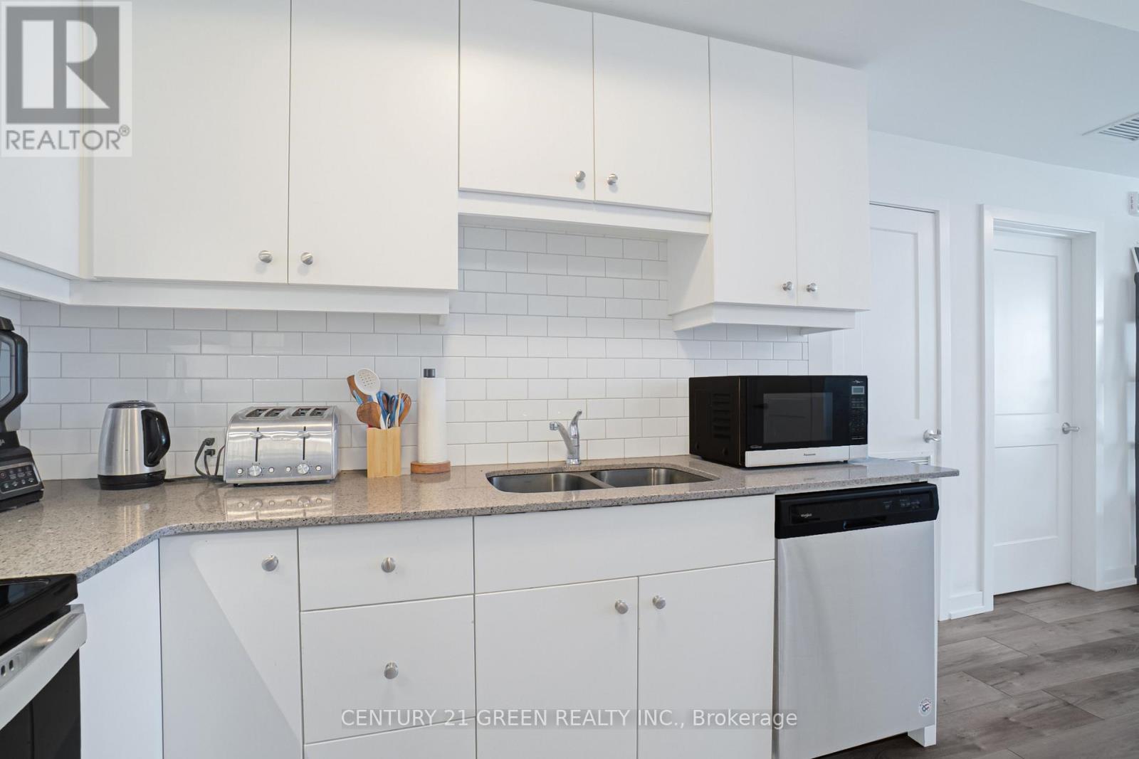 407 - 255 Northfield Drive E, Waterloo, Ontario  N2K 0G5 - Photo 8 - X12639498