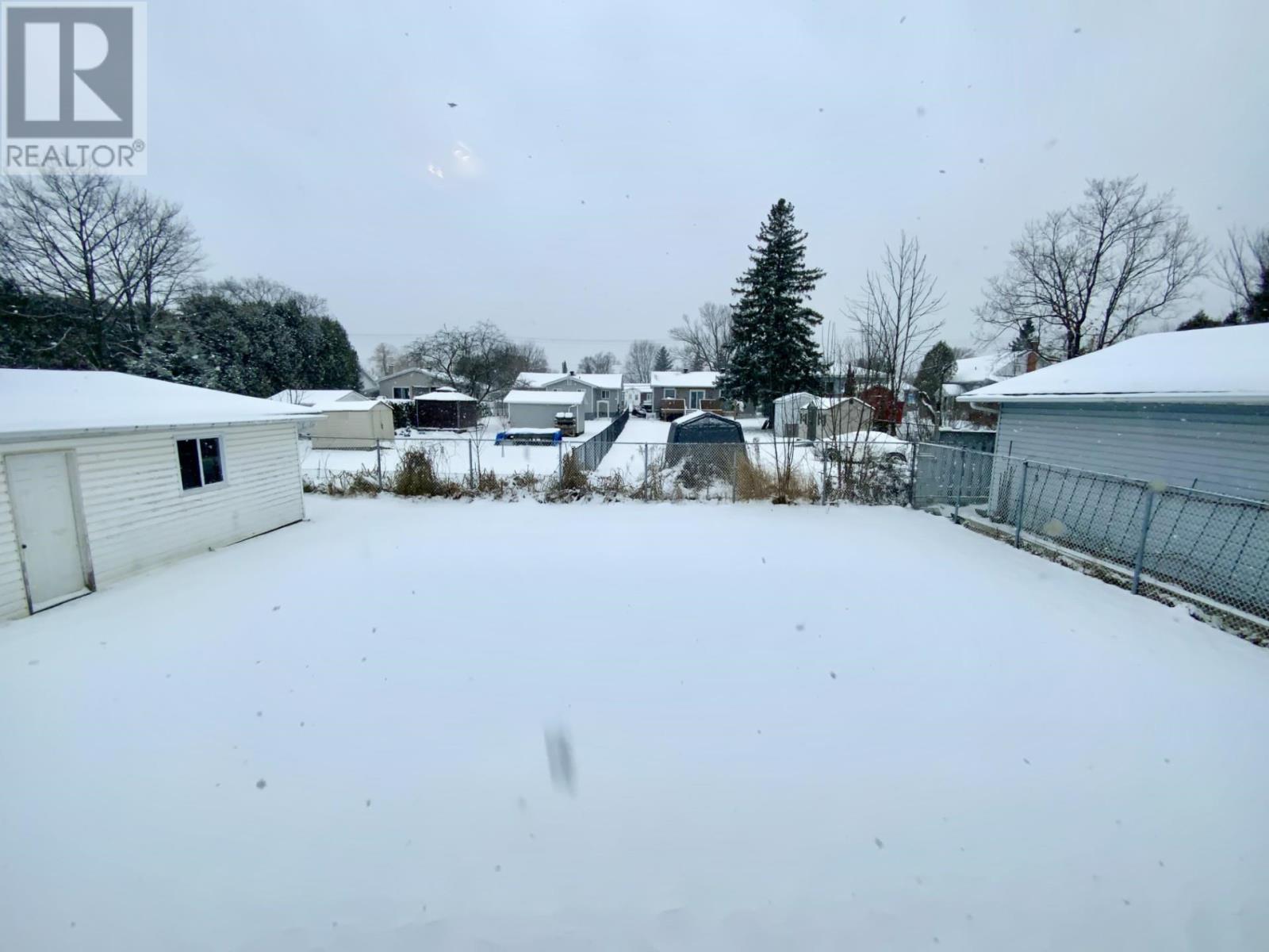 15 Fields Square, Sault Ste. Marie, Ontario P6B 6H1 - Photo 29 - SM253413