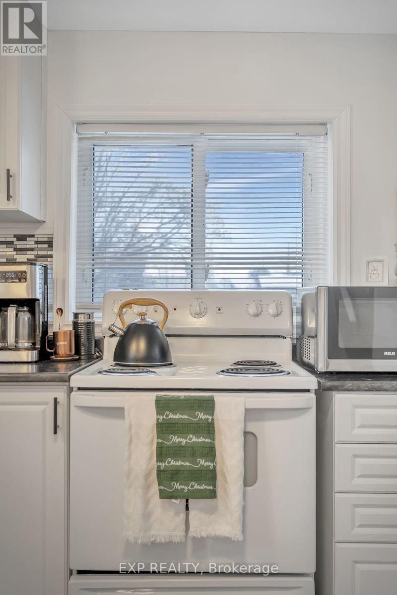 267 Station Street, Belleville, Ontario  K8N 2T9 - Photo 12 - X12639564